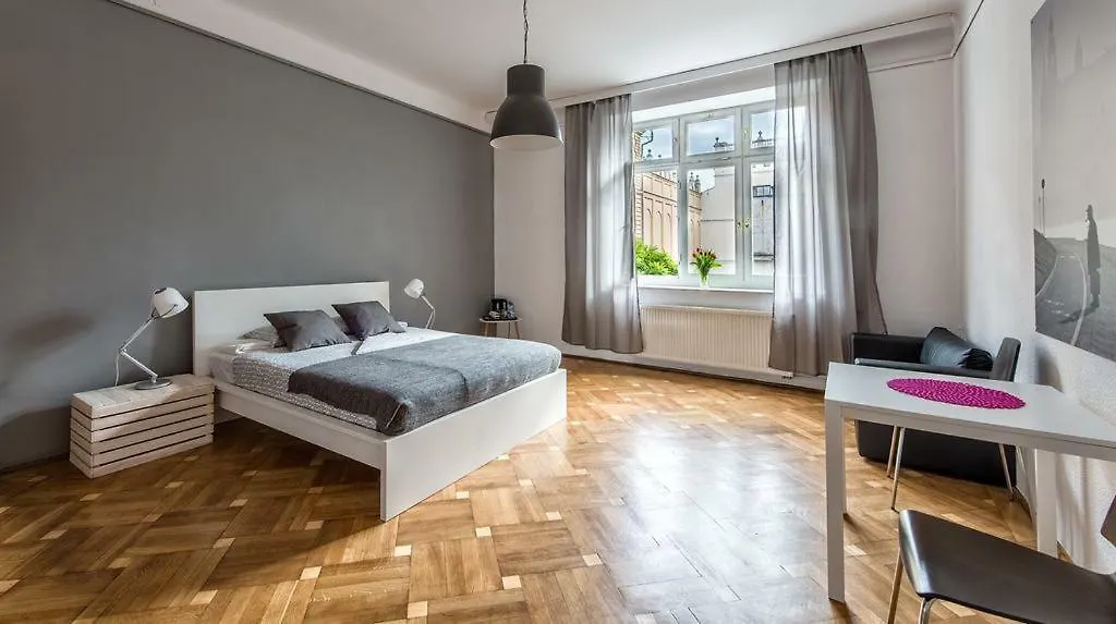 Fenna Apartments 7 Minut Od Rynku Cracovia 0*,  Polonia